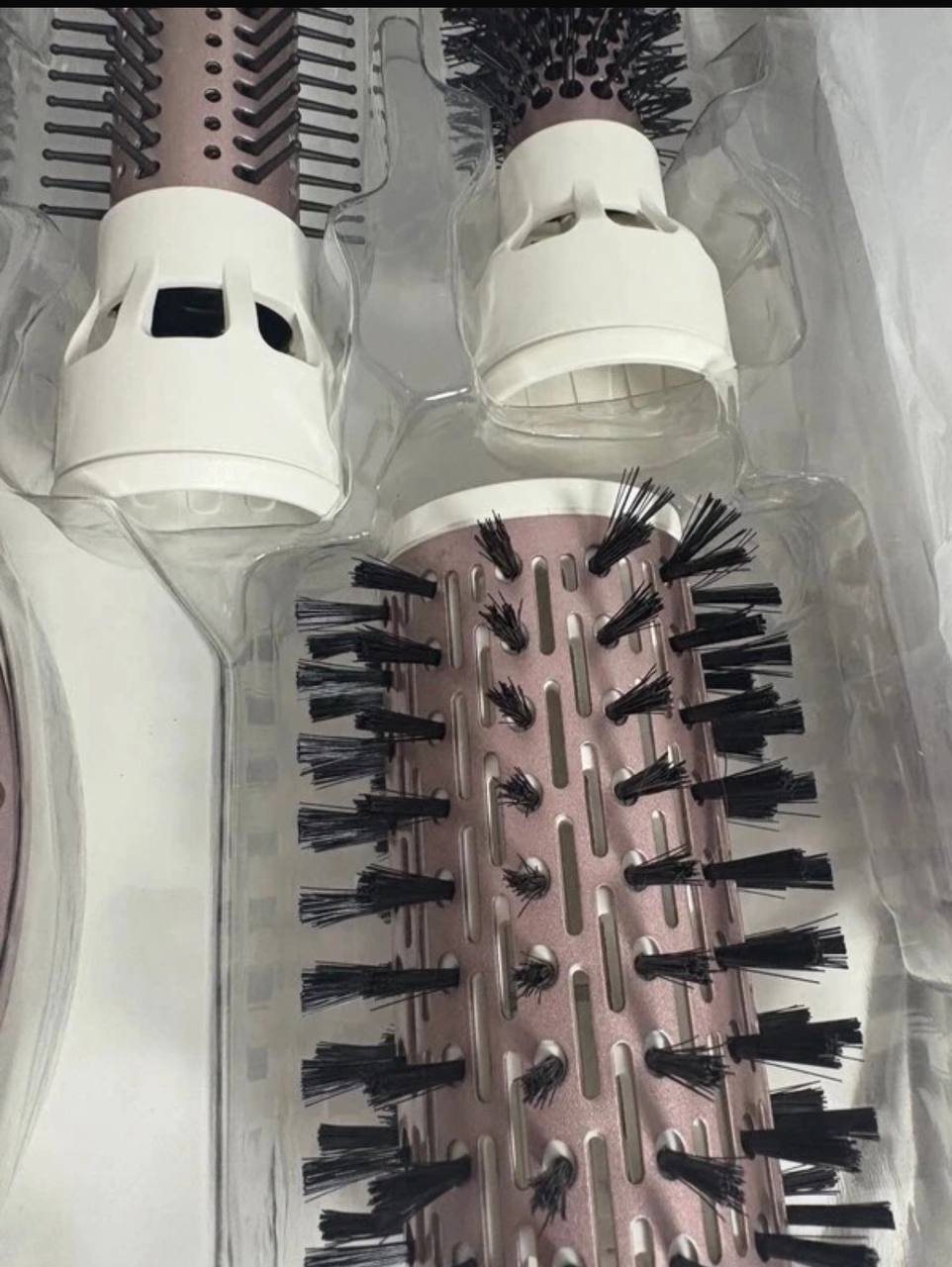 Продаю Cecotec 👱🏻♀️многофункциональную фен-щетку для горячей укладки. Идеально подходит для сушки 3