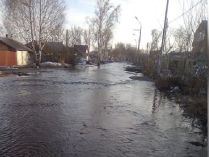 В Оренбургской епархии получили помощь более 1,1 тыс. пострадавших от паводка семей