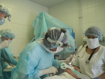 Кузбасские доктора удалили ребенку опухоль размером с яйцо