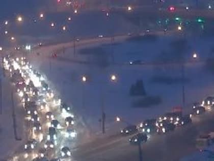 Новокузнечанин считает, что светофоры на ДОЗе и Рембыттехнике усугубляют пробки на Ильинском шоссе