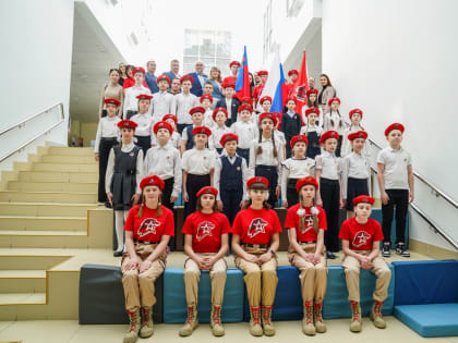 Сергей Цивилев проверил самую большую цифровую школу КуZбасса