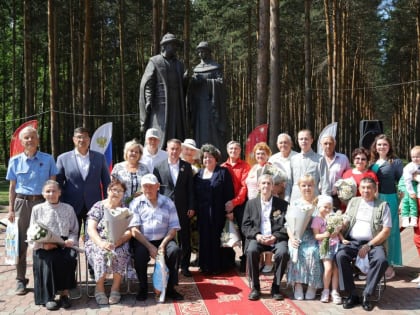 За любовь и верность. В Прокопьевске честсовали пары, прожившие долгую супружескую жизнь