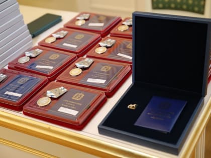 Сергей Цивилев отметил важную роль предприятий легкой промышленности КуZбасса в поддержке участников СВО