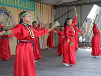 Встретили лето