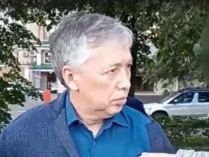 Кузбасский экс-чиновник брал взятки валютой и автомобилем