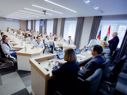 Студенты, преподаватели и ученые обсудили достижения и перспективы медицины на международной конференции