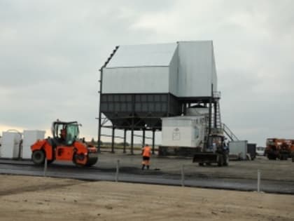 В селе Преображенка Тяжинского округа ведутся работы по монтажу зерносушильного комплекса