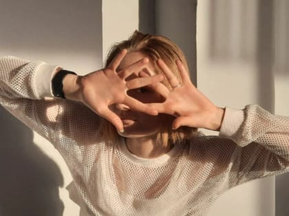 «В начале боялась даже прикоснуться кисточкой»: как рождался рисунок на кофте-сталинке
