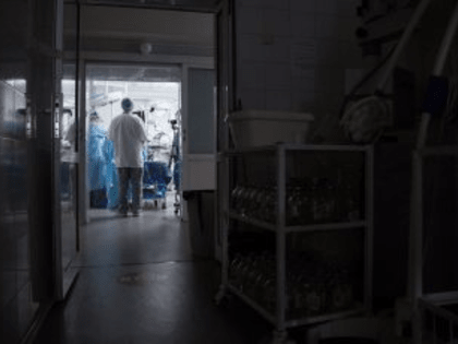 Из-за перелома был риск умереть: врачи из Кемерова спасли 90-летнюю пациентку