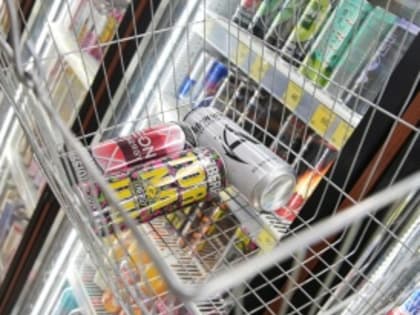 В КуZбассе вступил в силу закон о запрете продажи энергетиков детям