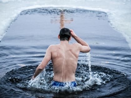 В Мысках готовятся к проведению обряда крещенских купаний.