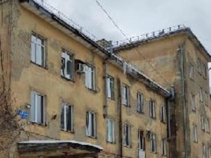 Новокузнечанка, работавшая в тубдиспансере, заразила мужа и ребёнка, потому что коллеги-врачи полгода не замечали у неё активную форму туберкулёза