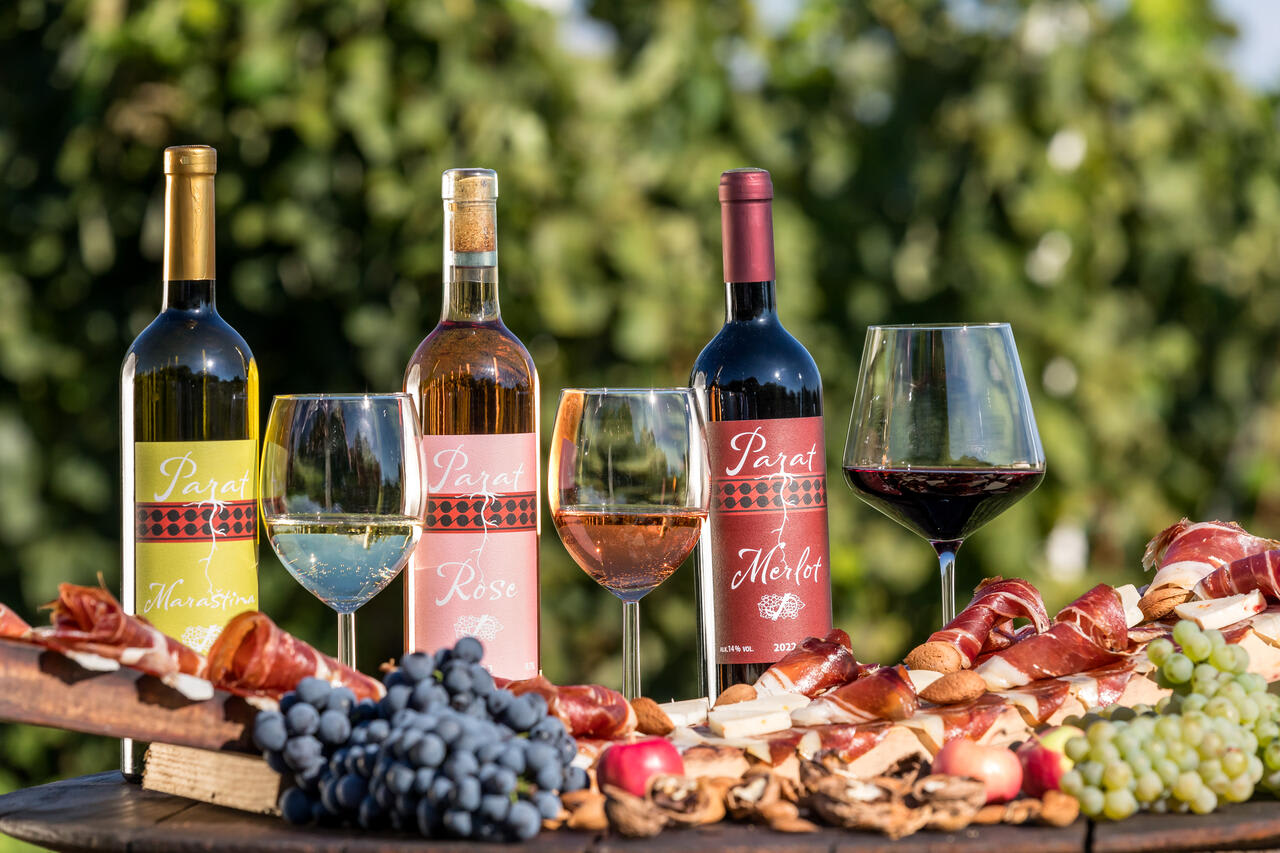 Hero image for Parat Vinarija winery