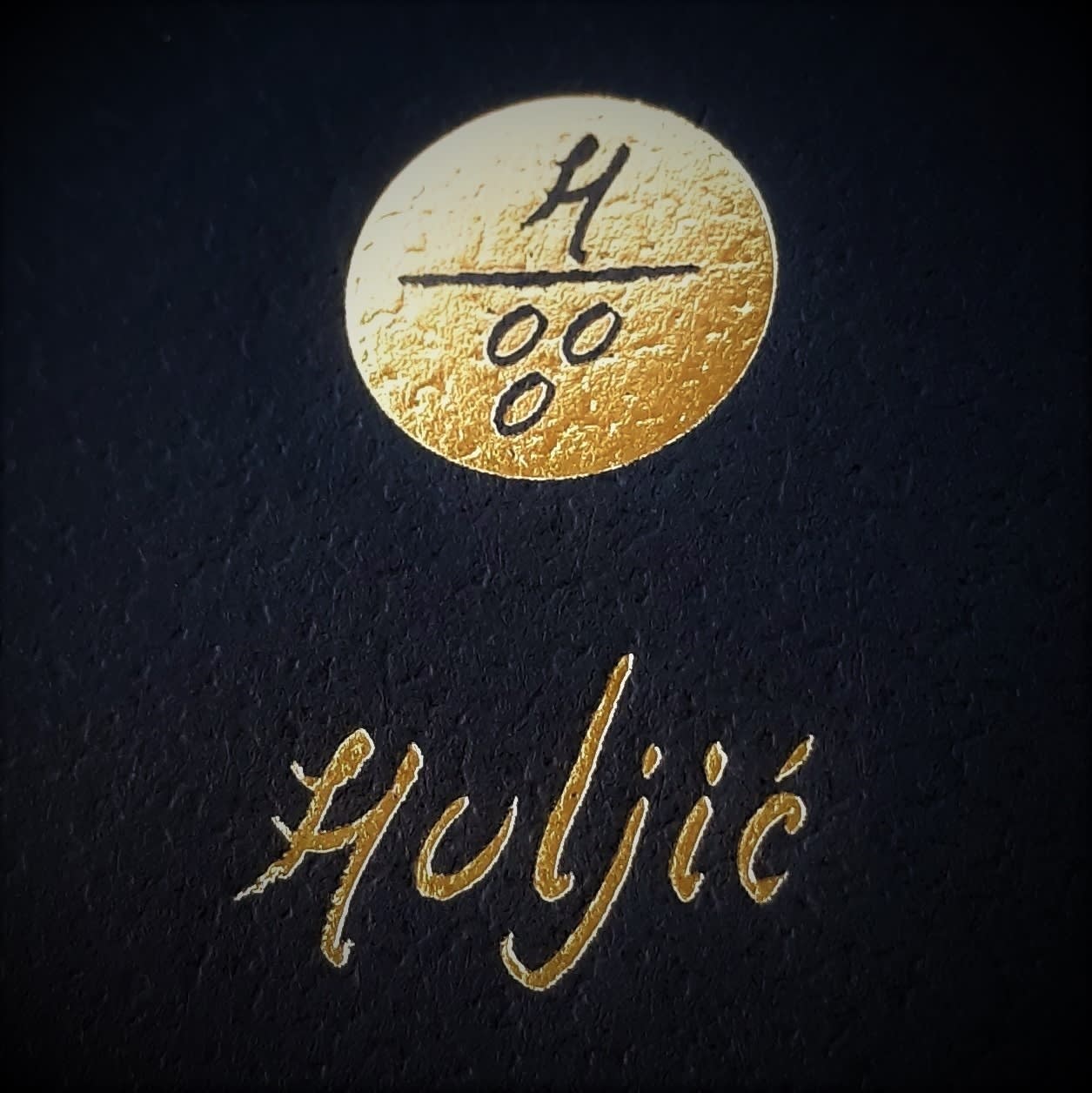Huljić Vinarija winery logo