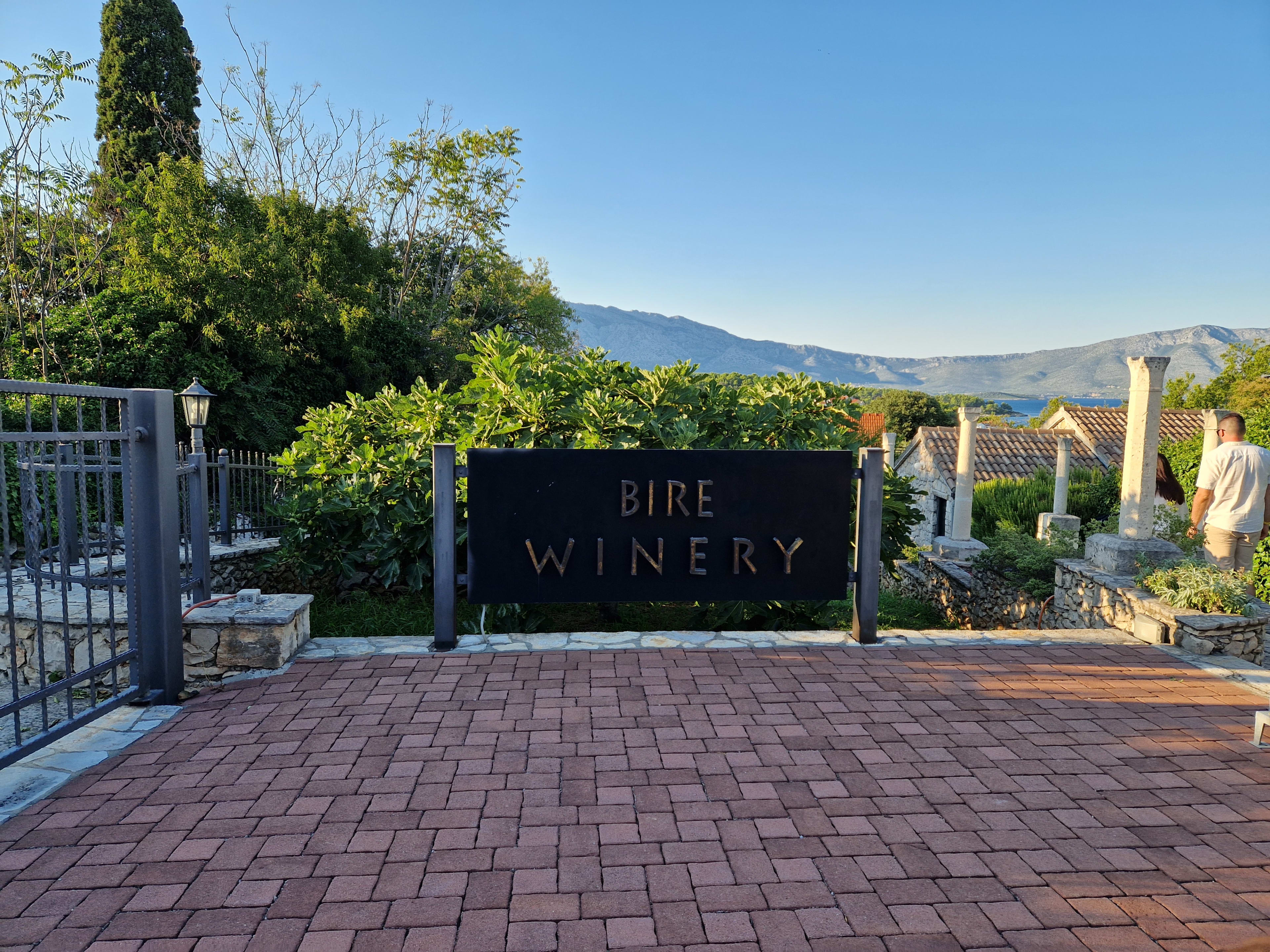 Bire Vinarija winery logo