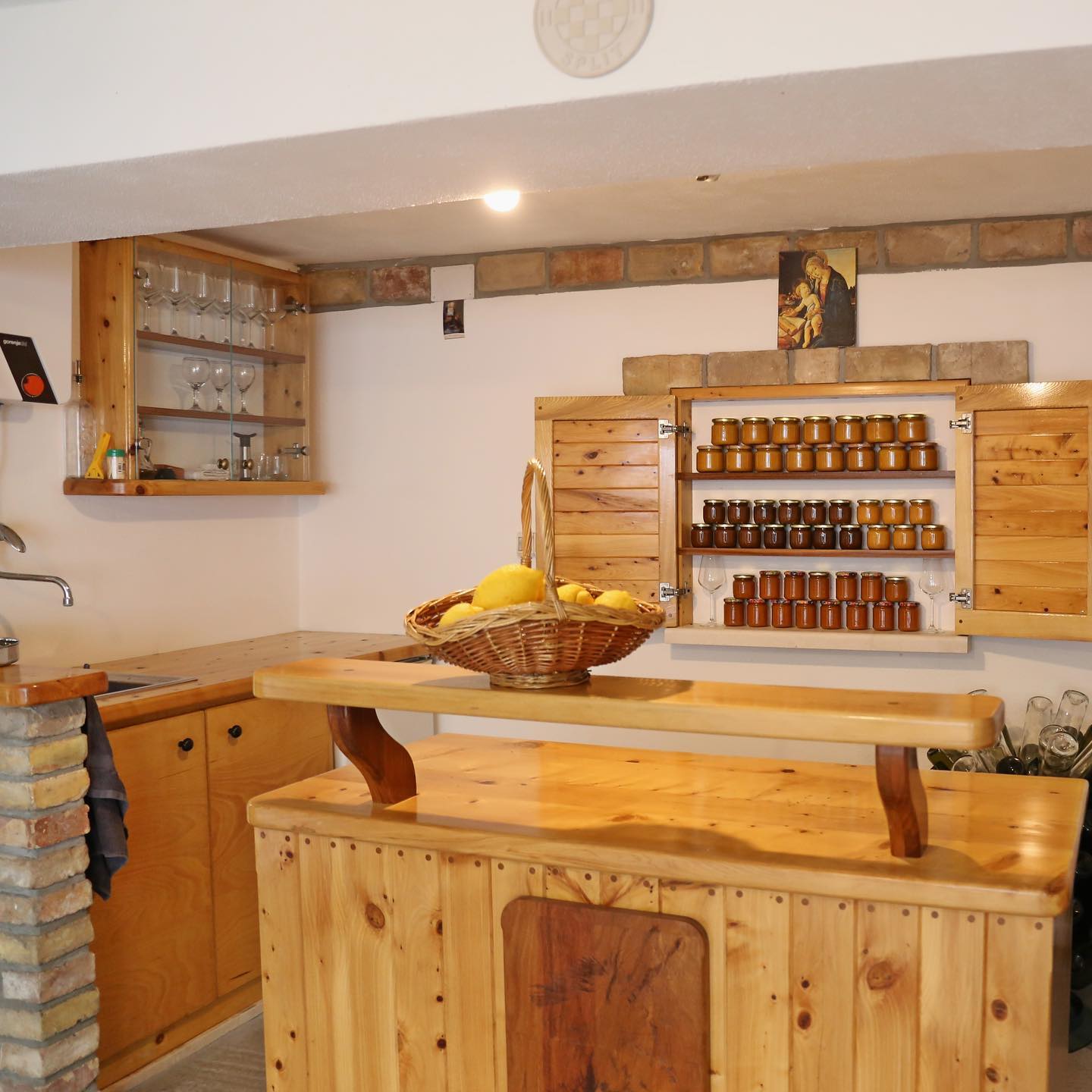 Gallery image 2