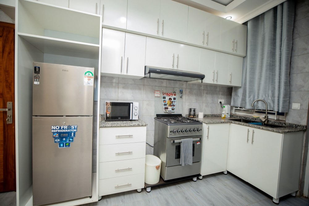APARTMENT 3