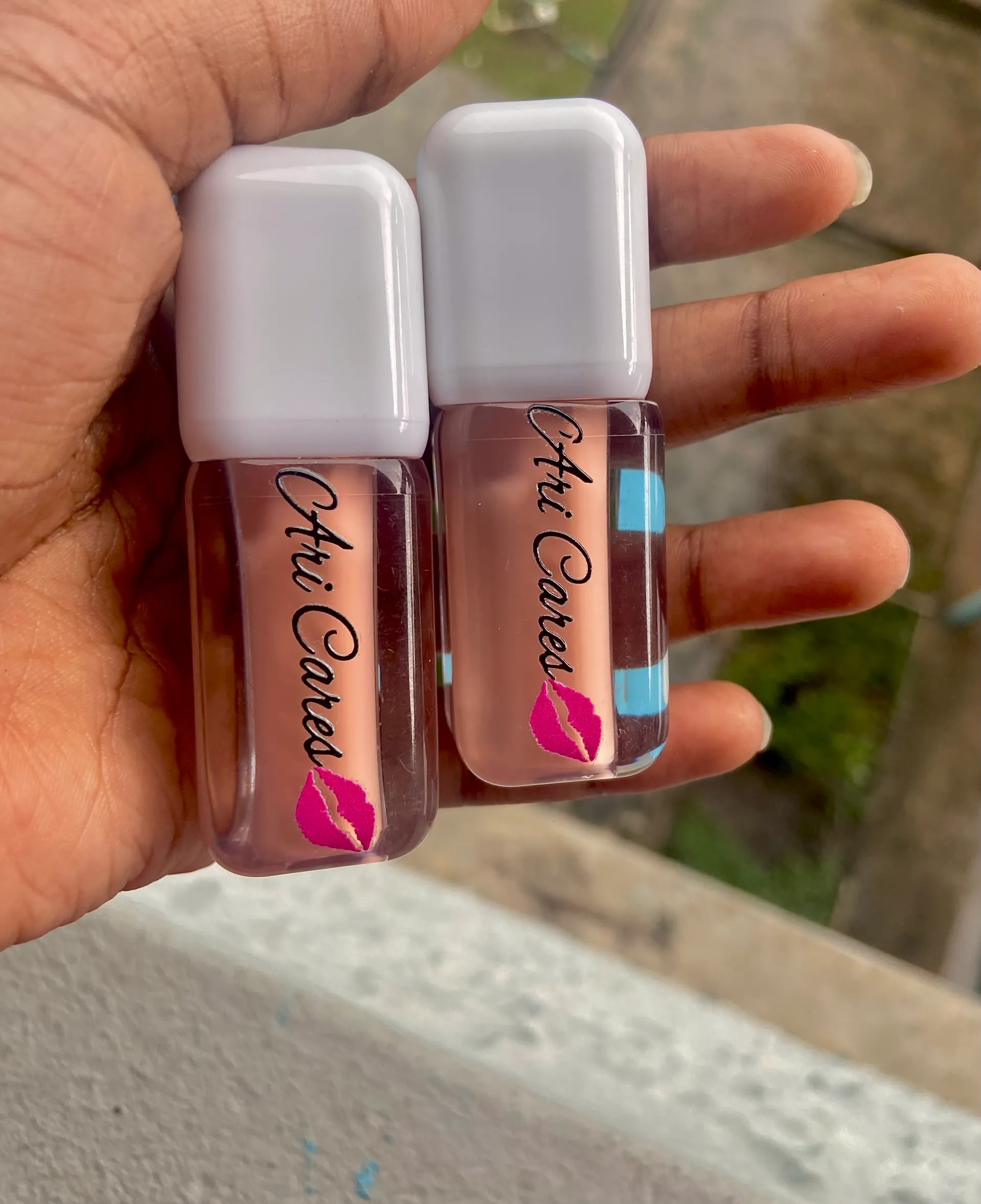 Nude lip gloss  - Image 1