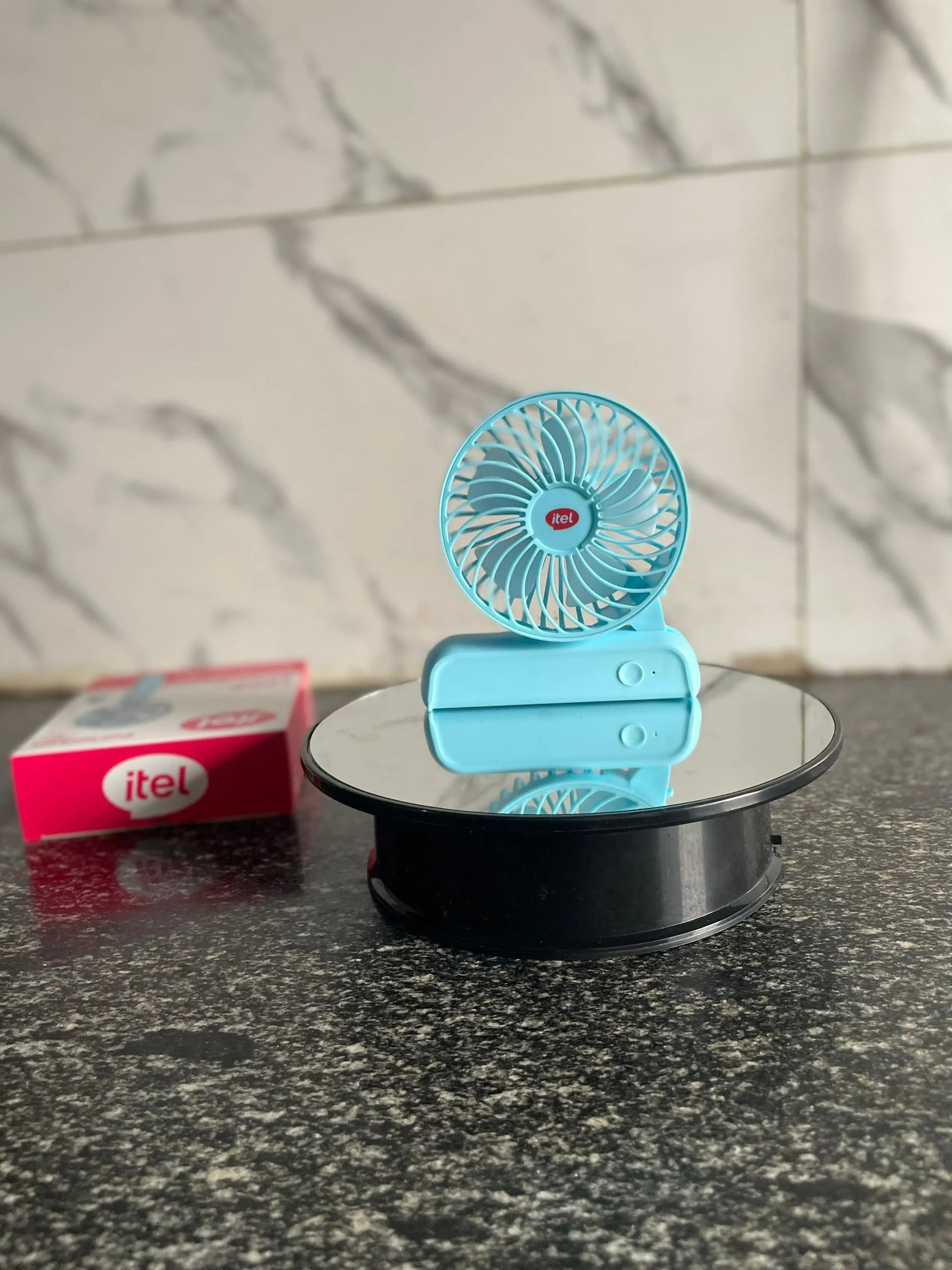 Itel rechargeable mini fan - Image 1