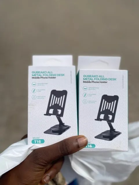 Metallic phone stand - Image 1