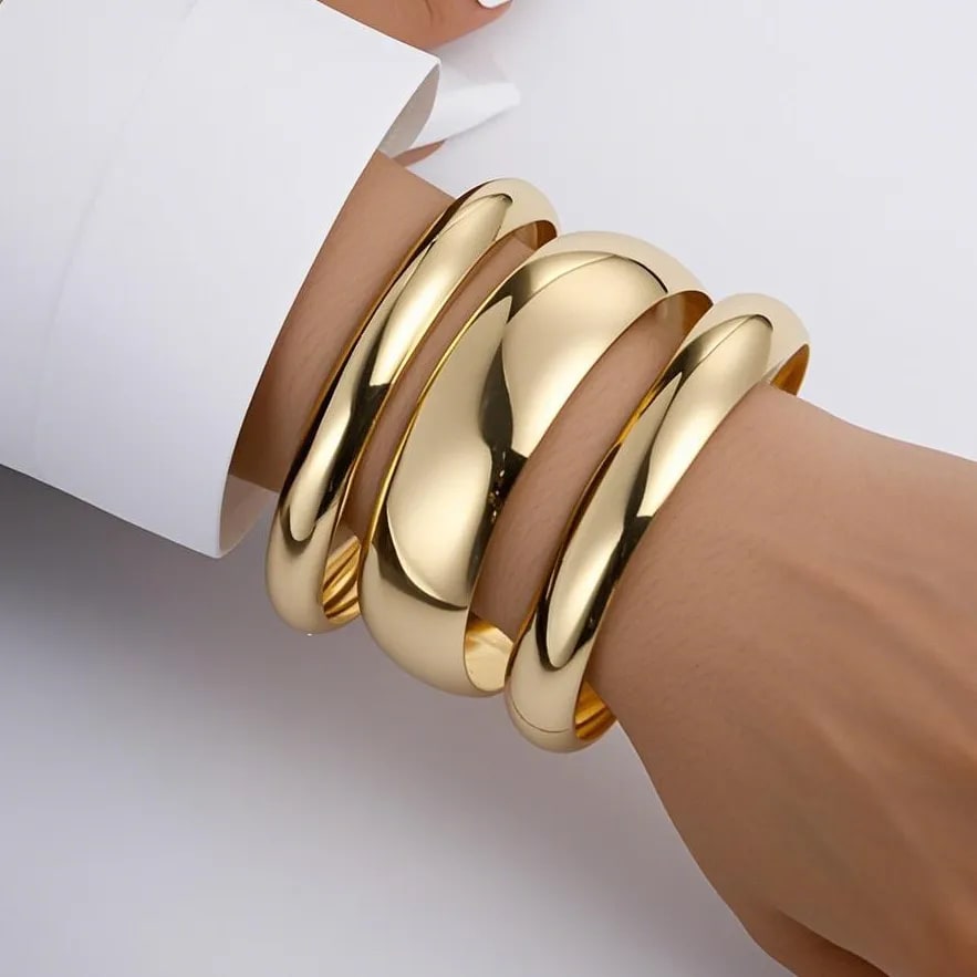 3pcs Bold Gold Bracelets