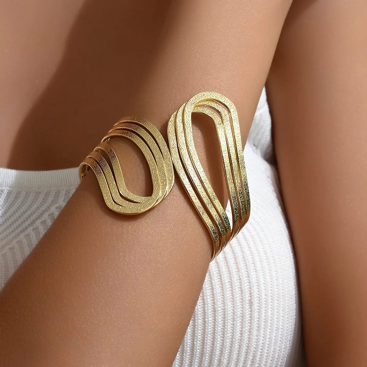 Bold Stainless Steel Non Tarnish Bracelet