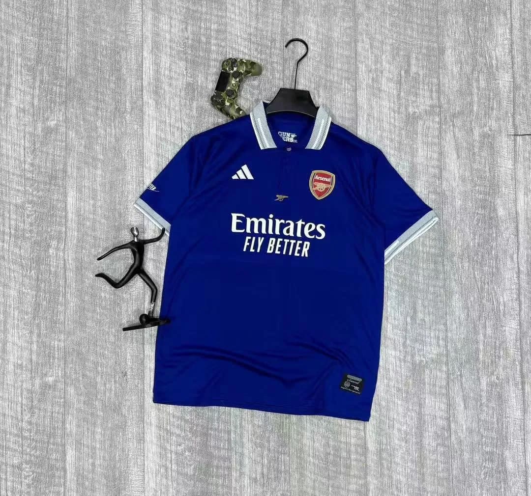 Arsenal Officials jersey - Image 1