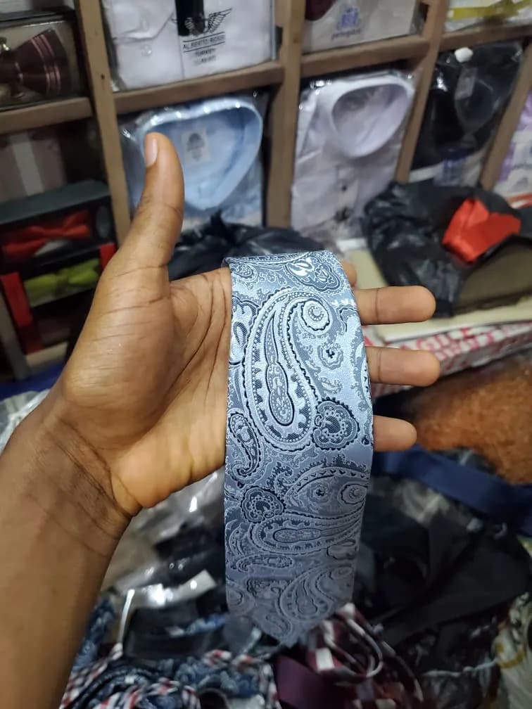 Classic Tie(Blue Paisley design)