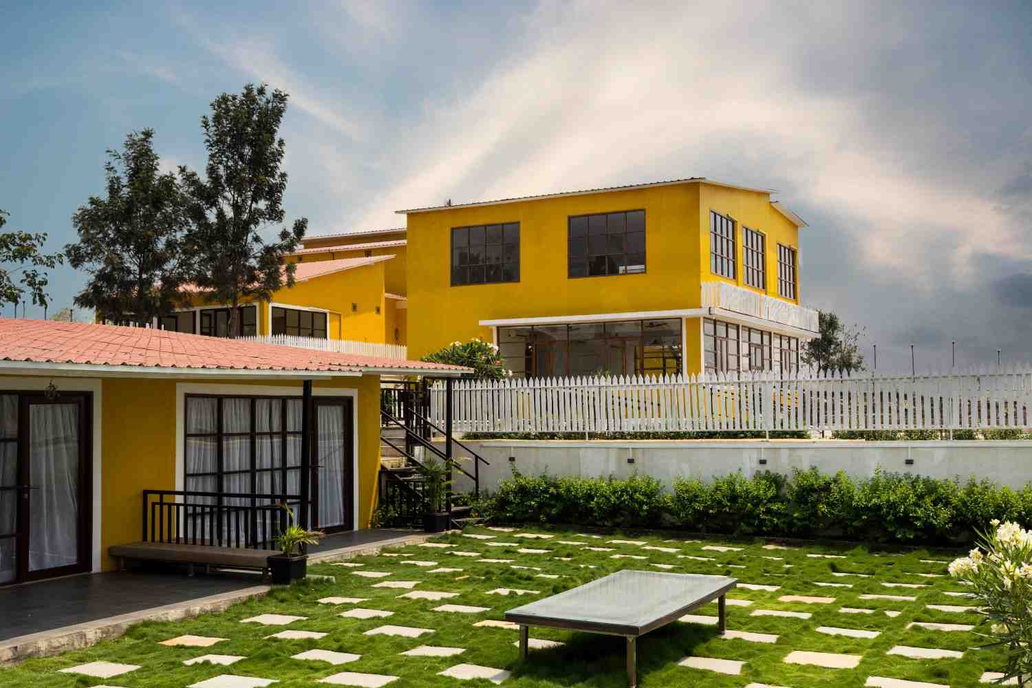 Places to Visit Near Pune: Complete Guide for One-Day Trips, Weekends and Vacations