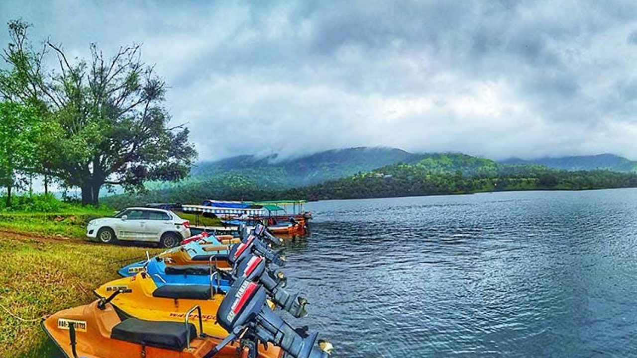 Scenic weekend getaway destinations near Pune including hill stations, beaches and Sahyadri landscapes