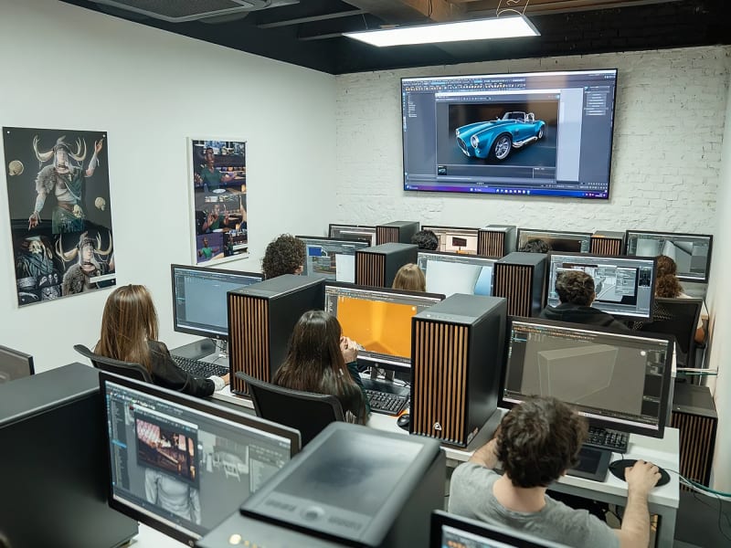 Aula de alto rendimiento con workstations Azken y gráficas NVIDIA