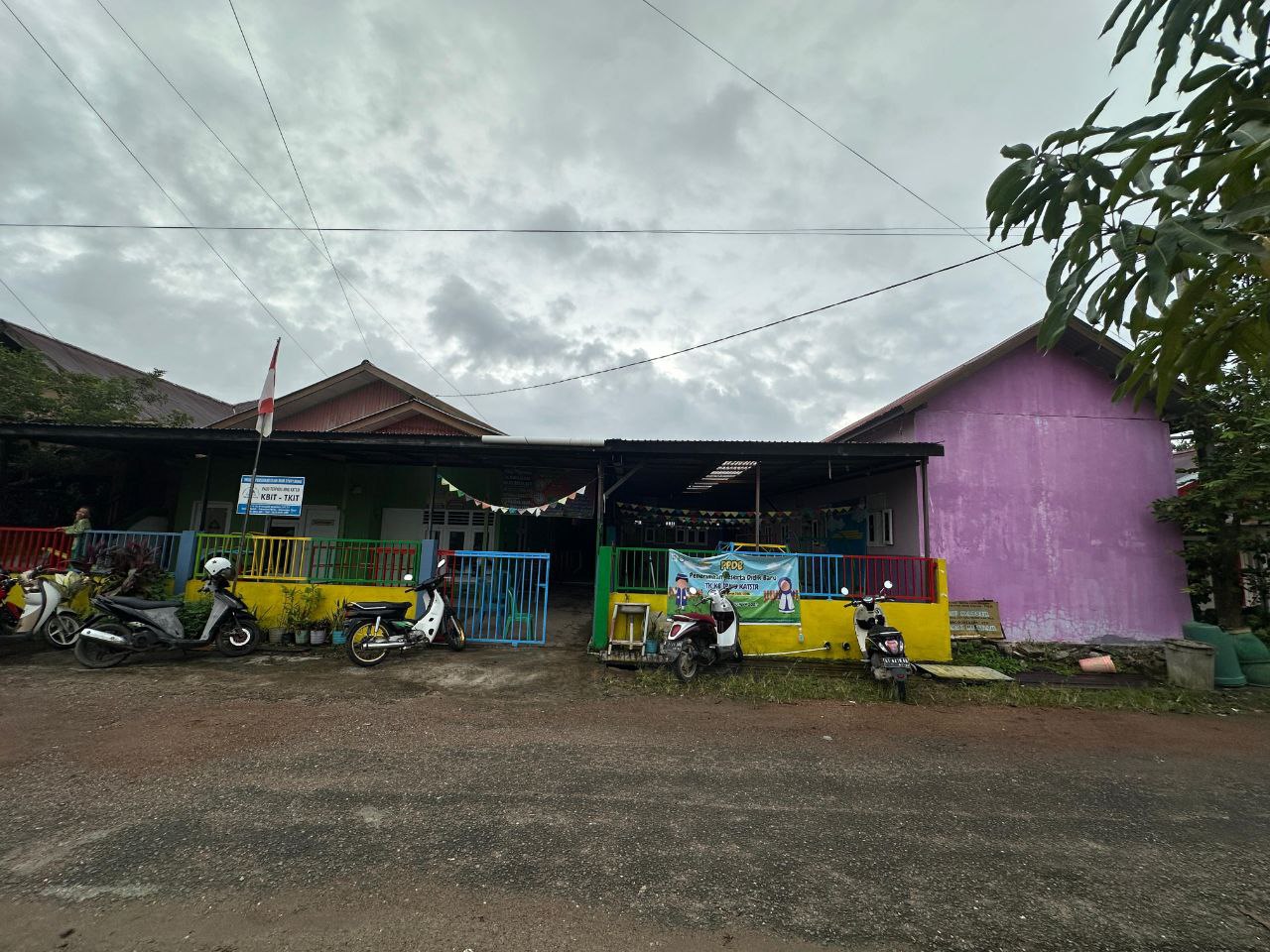 Gedung TK Ibnu Katsir