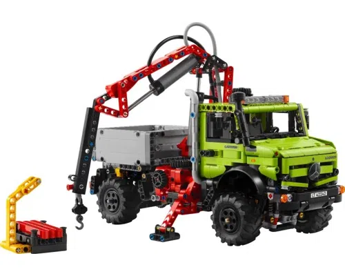 Mercedes-Benz Unimog U 5023 with Crane Image