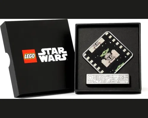 The Mandalorian and Grogu Display Image