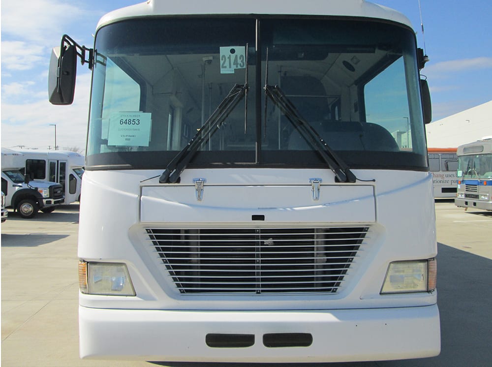 2013 Champion CTS Freightliner Bus front