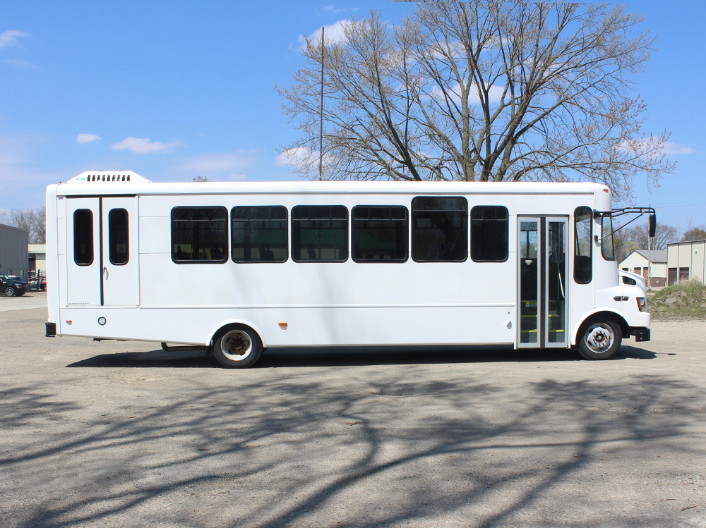 2019 Starcraft Allstar 34 Exterior side