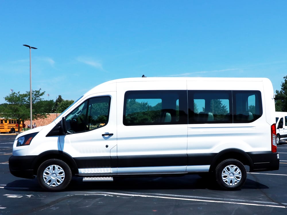 2022 Ford E-Transit 9 passenger driver side