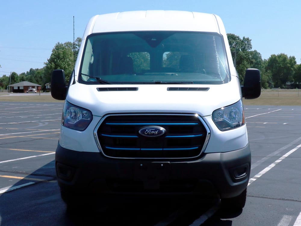 2022 Ford E-Transit 9 passenger front