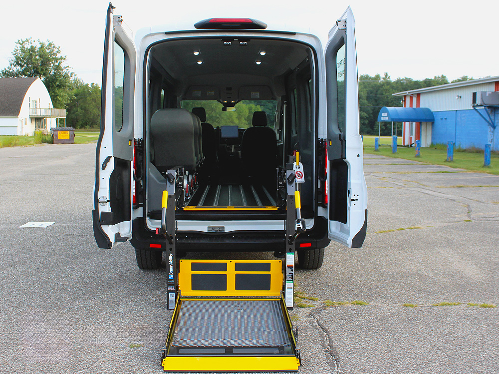 2023 Ford E-Transit Passenger Van 4&2