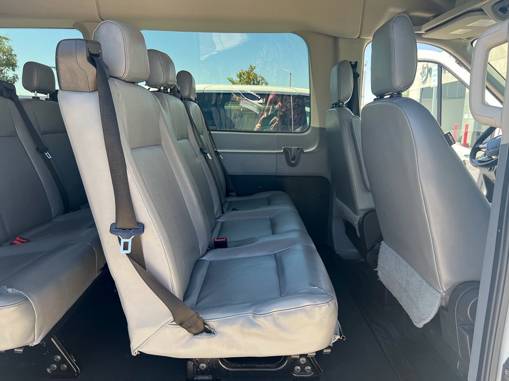 2015 Ford T150 Mid Roof - USED - 8+0