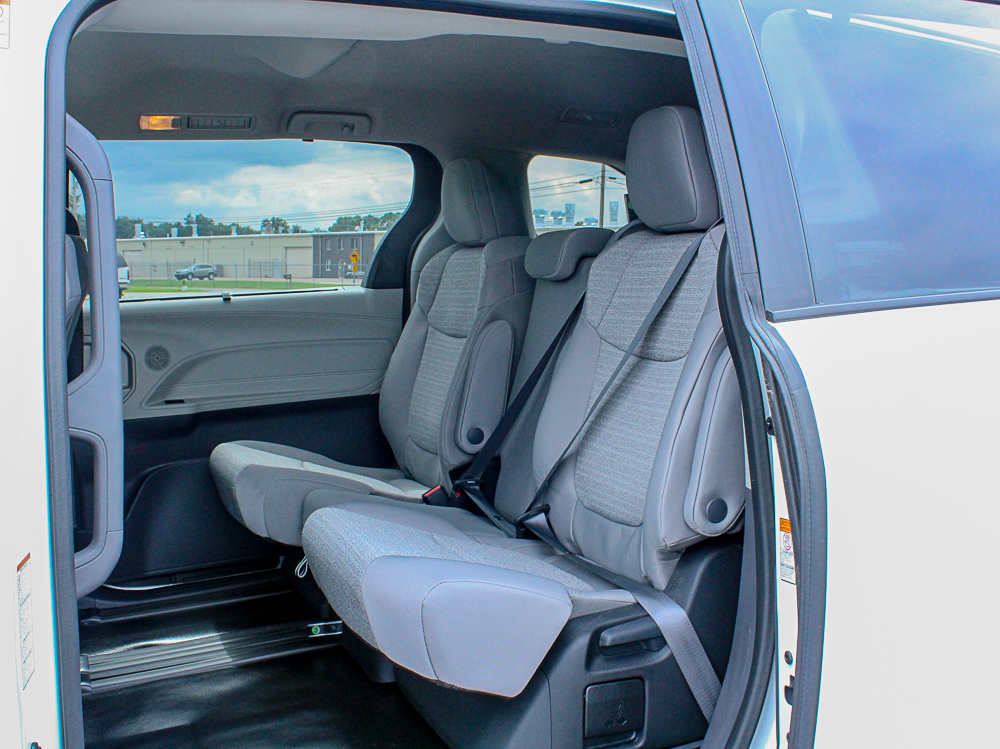 2023 BraunAbility Sienna LE Rear Entry passenger door open close up