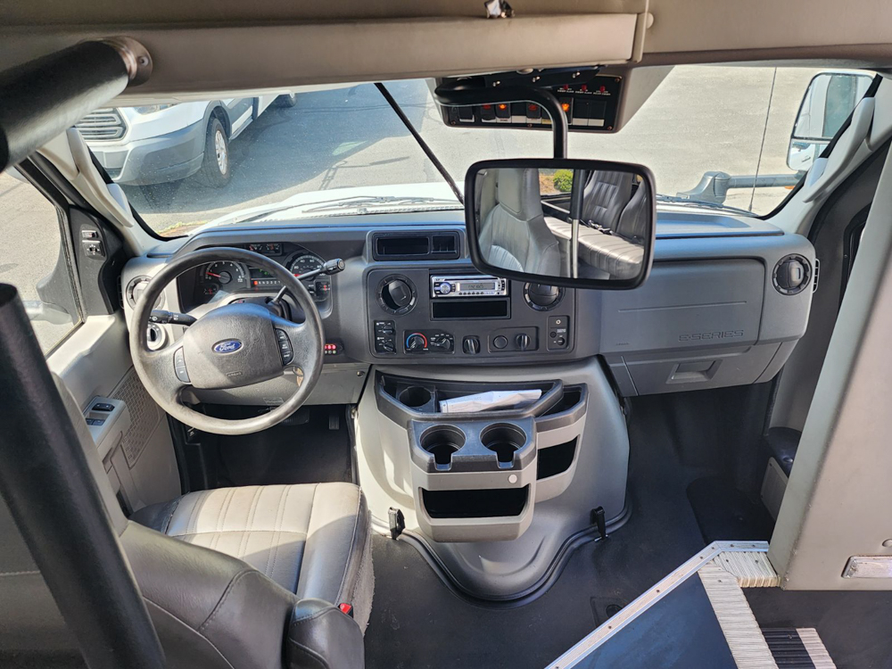 2013 Turtle Top Odyssey interior cockpit