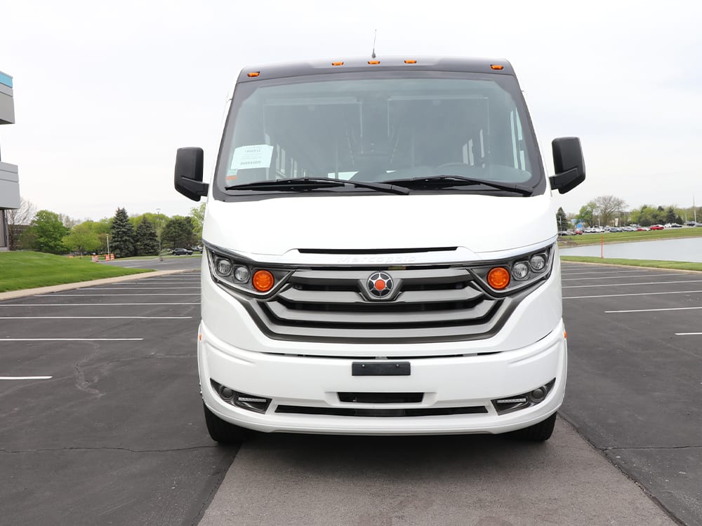 2022 Marcopolo Grand Shuttle White