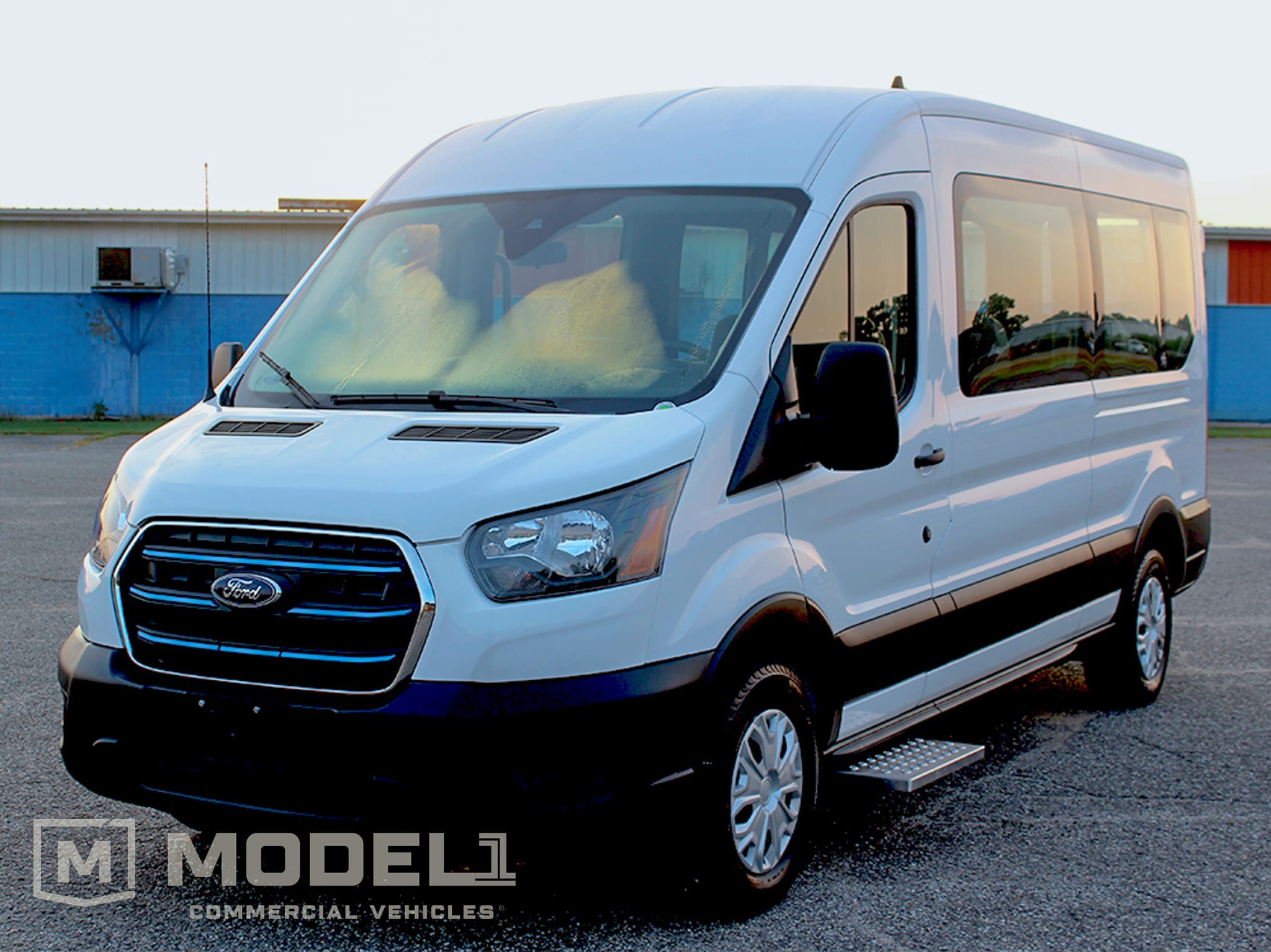 2022 Ford E-Transit Full Passenger Van Driver Front