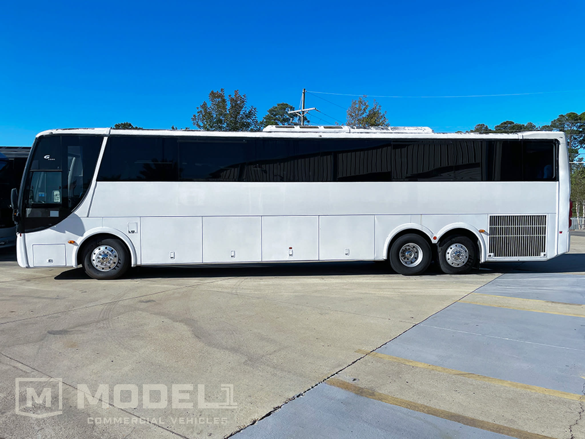 2011 Caio G36 Driver Side