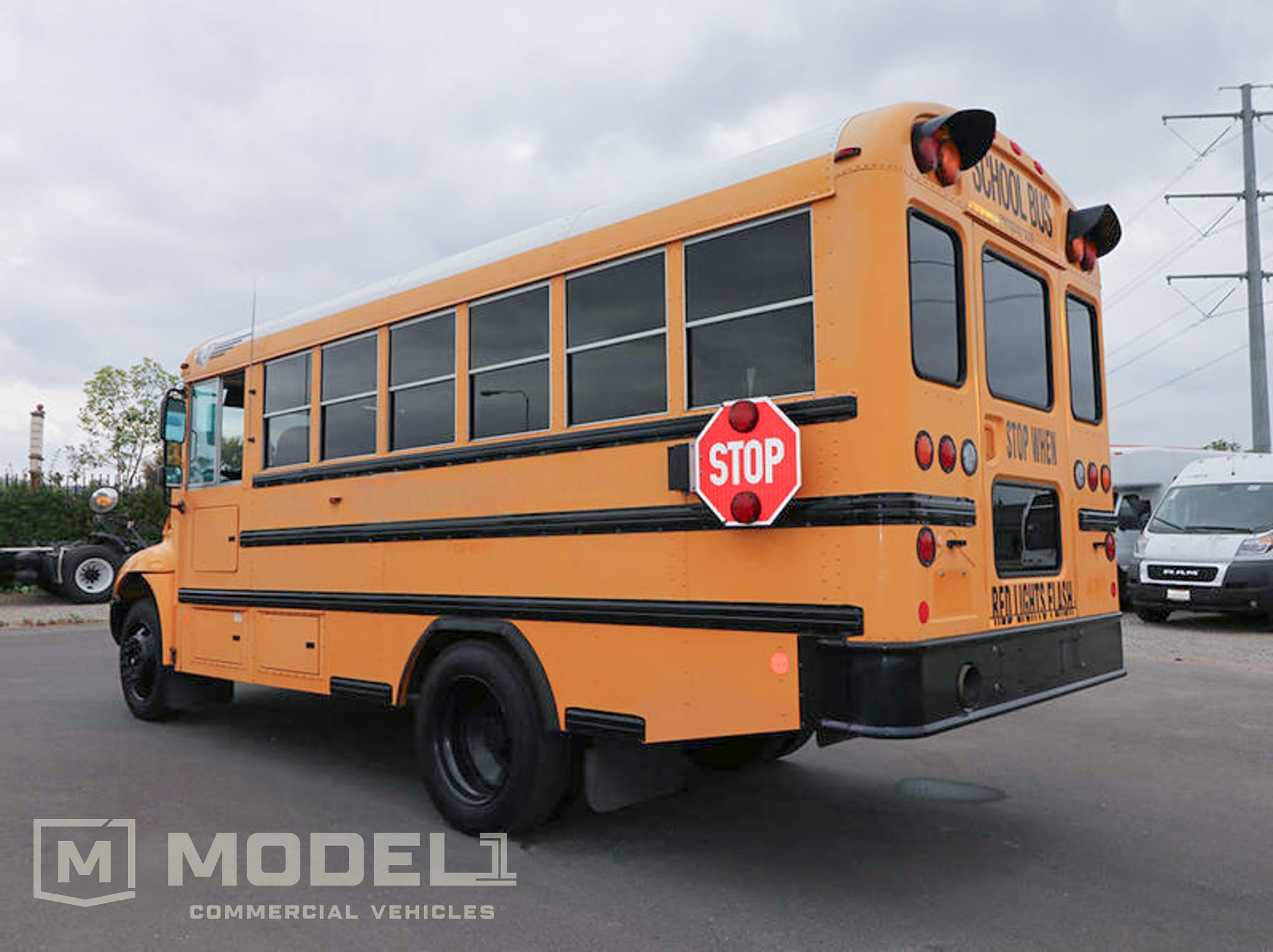 2016 IC Corporation CE3000 Driver Rear