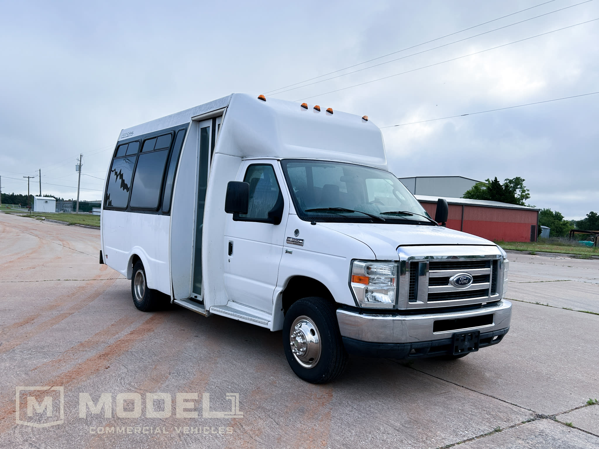 2012 Ford E-Series's photo