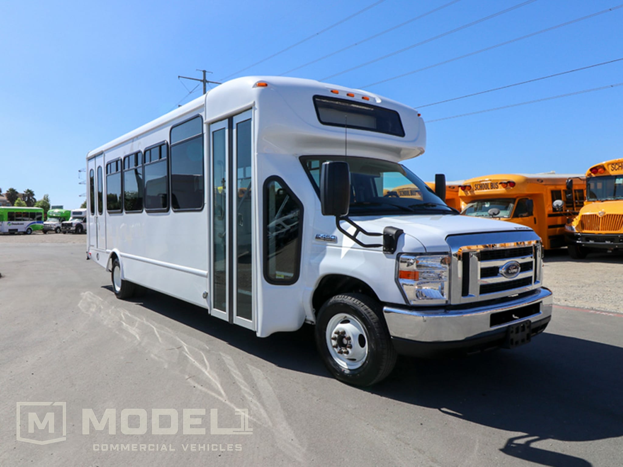 2023 Ford E-Series DRW E-450 Super Duty 158 in WB's photo