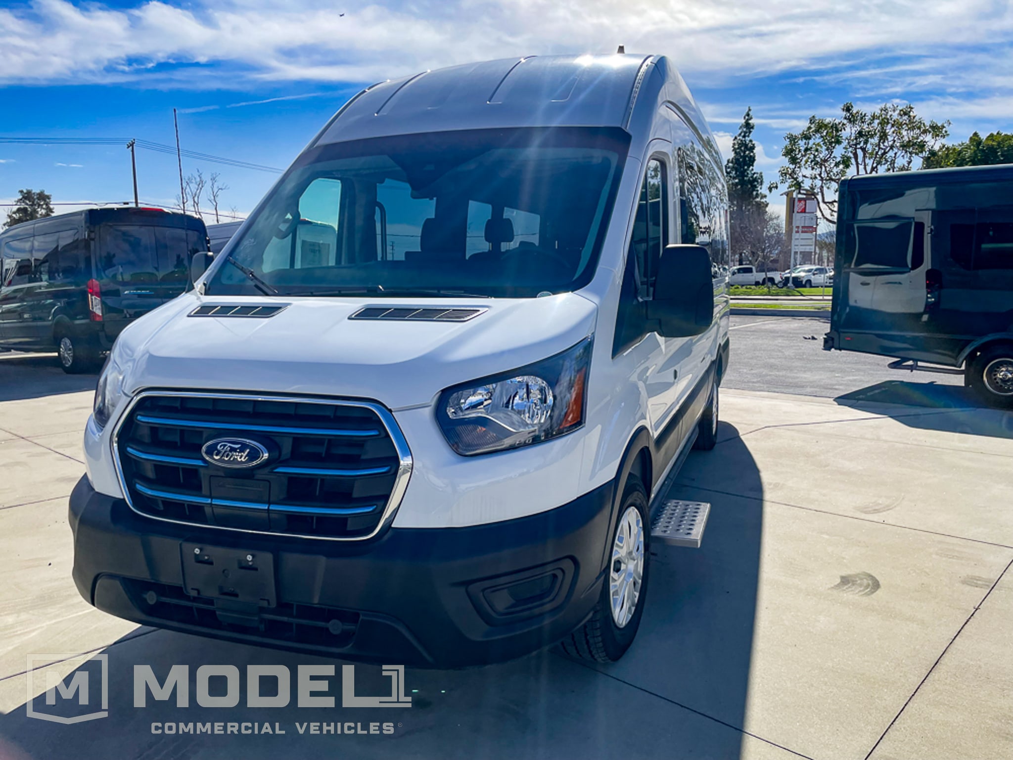 2023 Ford Transit's photo