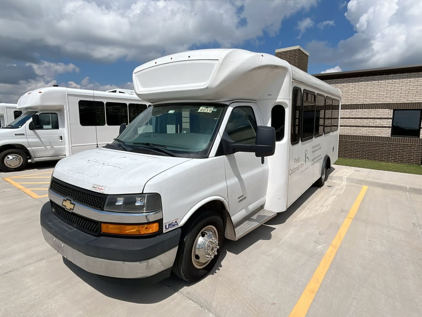 2019 Chevrolet Express 4500 159" WB's photo
